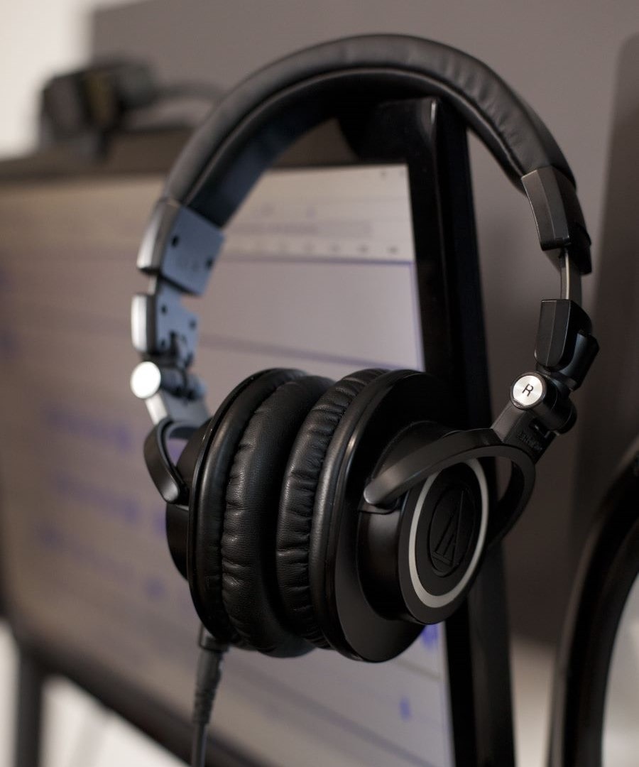 headphones come alive creative
